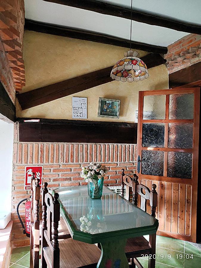 Hostal La Casa del Marqués Logrosán Exterior foto