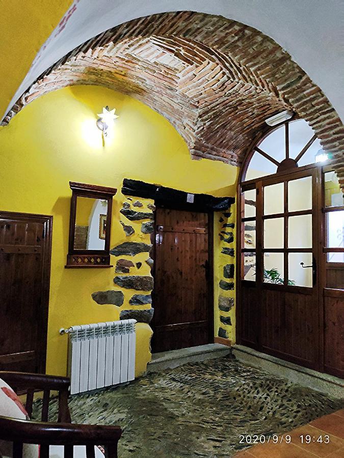 Hostal La Casa del Marqués Logrosán Exterior foto