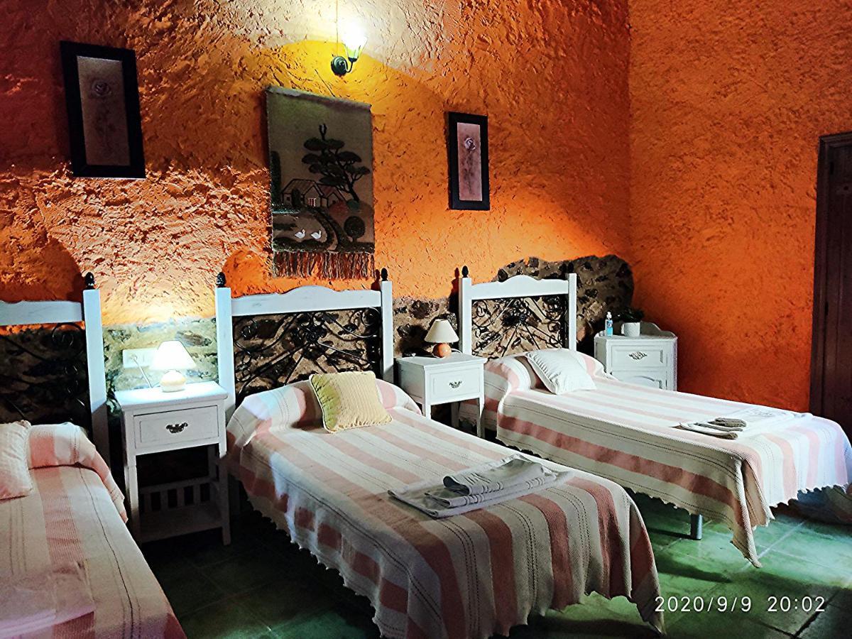 Hostal La Casa del Marqués Logrosán Exterior foto