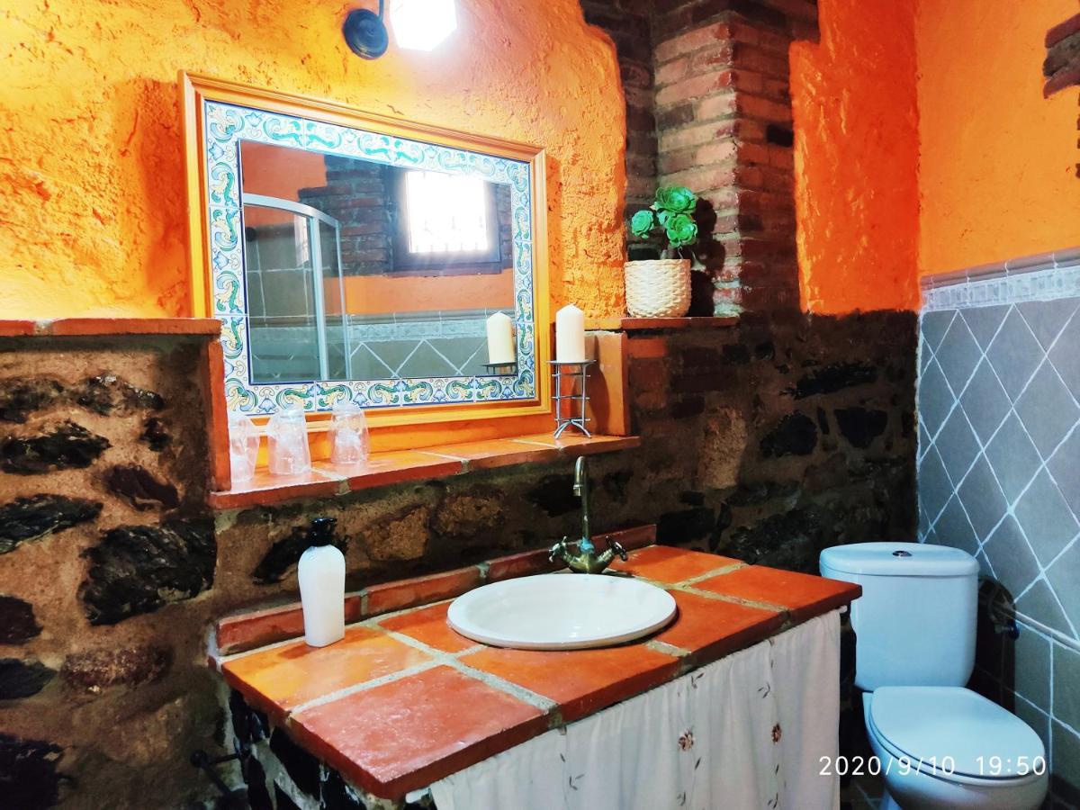 Hostal La Casa del Marqués Logrosán Exterior foto